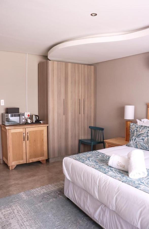 Eden Boutique Hotel Кокстад Екстериор снимка