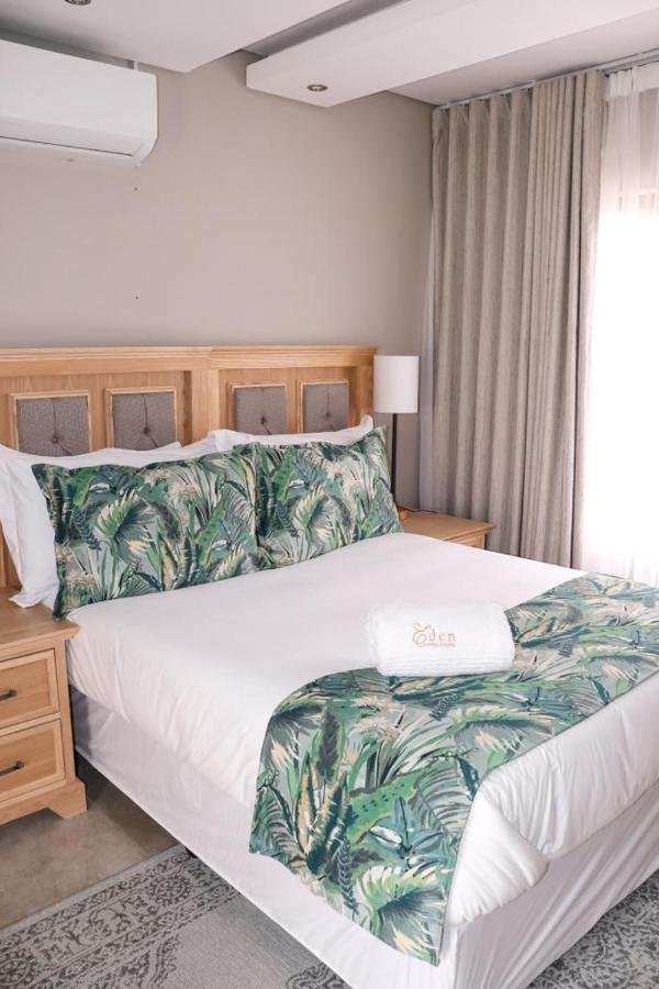 Eden Boutique Hotel Кокстад Екстериор снимка