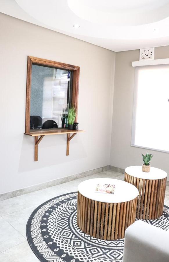 Eden Boutique Hotel Кокстад Екстериор снимка
