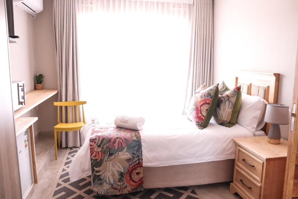 Eden Boutique Hotel Кокстад Екстериор снимка